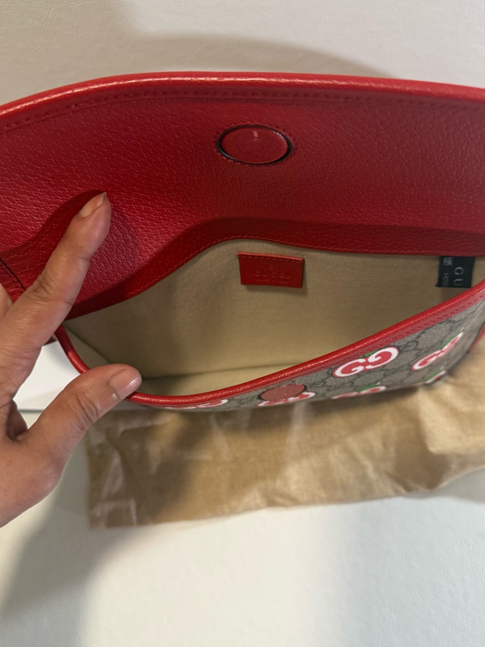 Gucci GG Supreme Canvas Limited Edition Apple Belt Bag - Picture 5 of 5